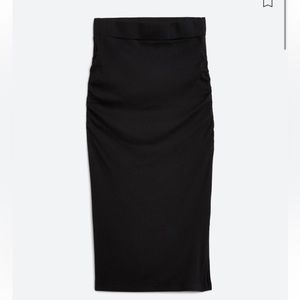 MICHAEL STARS Rae Fitted Ribbed Midi Skirt with Slit LP in black